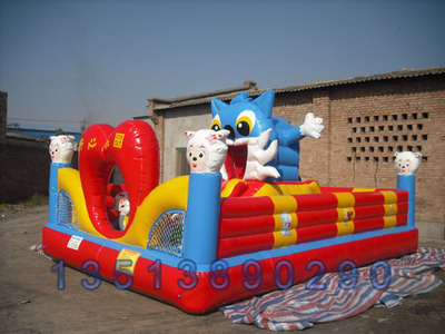 鄭州帝宏氣模玩具廠：專業(yè)設計與制作充氣玩具的領軍企業(yè)